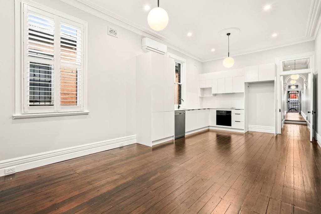 210 Henderson Road, Alexandria - Image 1