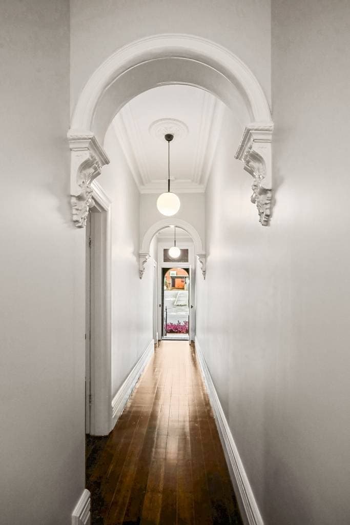210 Henderson Road, Alexandria - Thumbnail 6