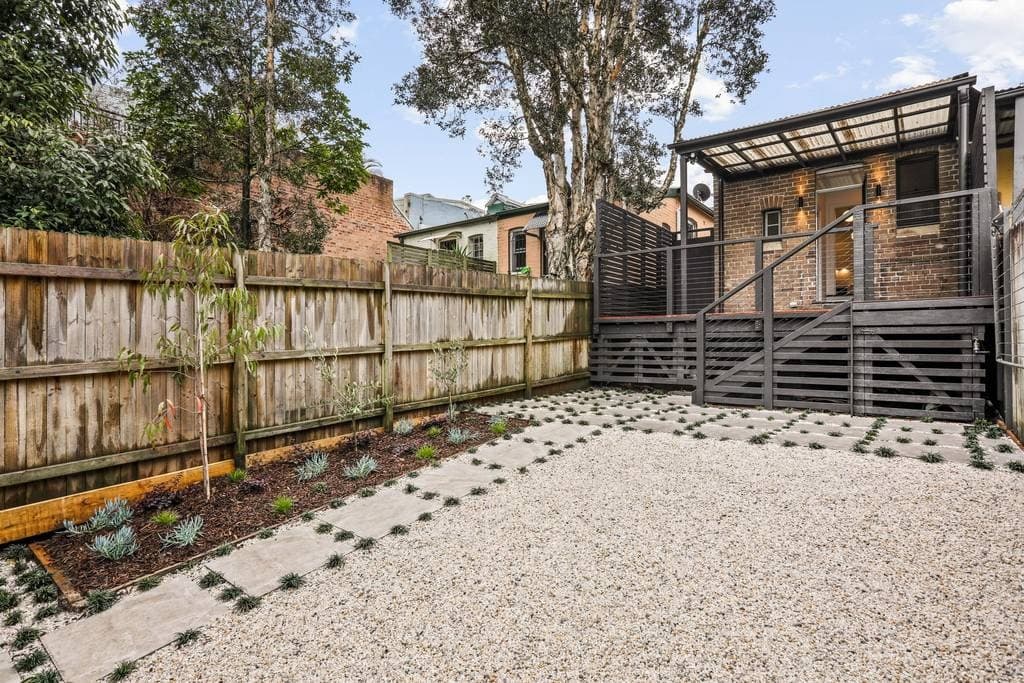 210 Henderson Road, Alexandria - Thumbnail 7