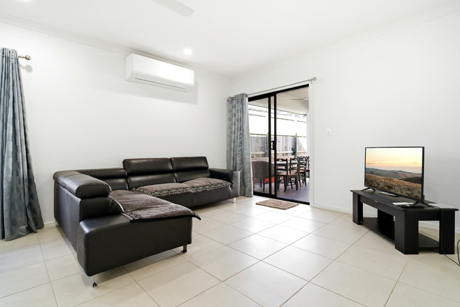 11 Lovage Street, GREENBANK, Greenbank - Thumbnail 5