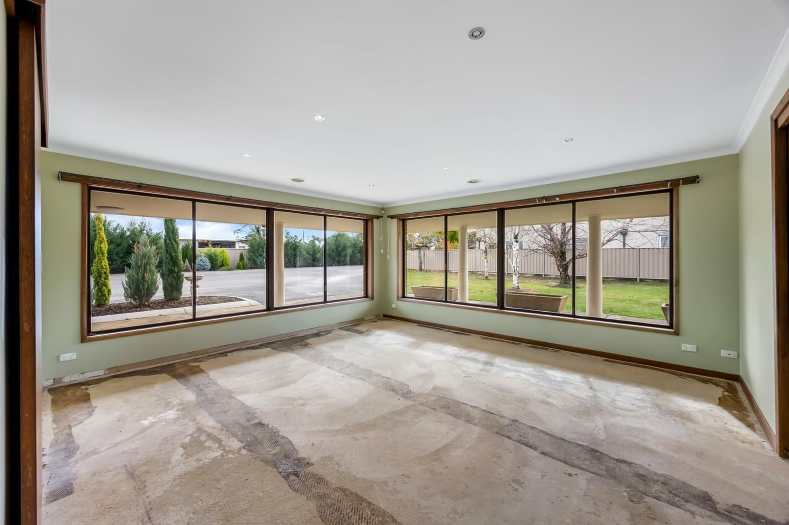 201 Smythes Road, DELACOMBE, Delacombe - Thumbnail 5