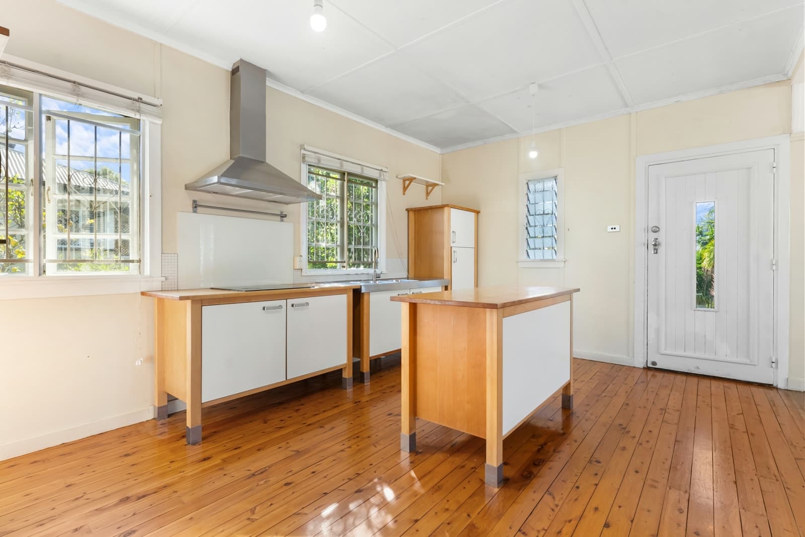 43 Hodgkinson Street, CHERMSIDE, Chermside - Thumbnail 3