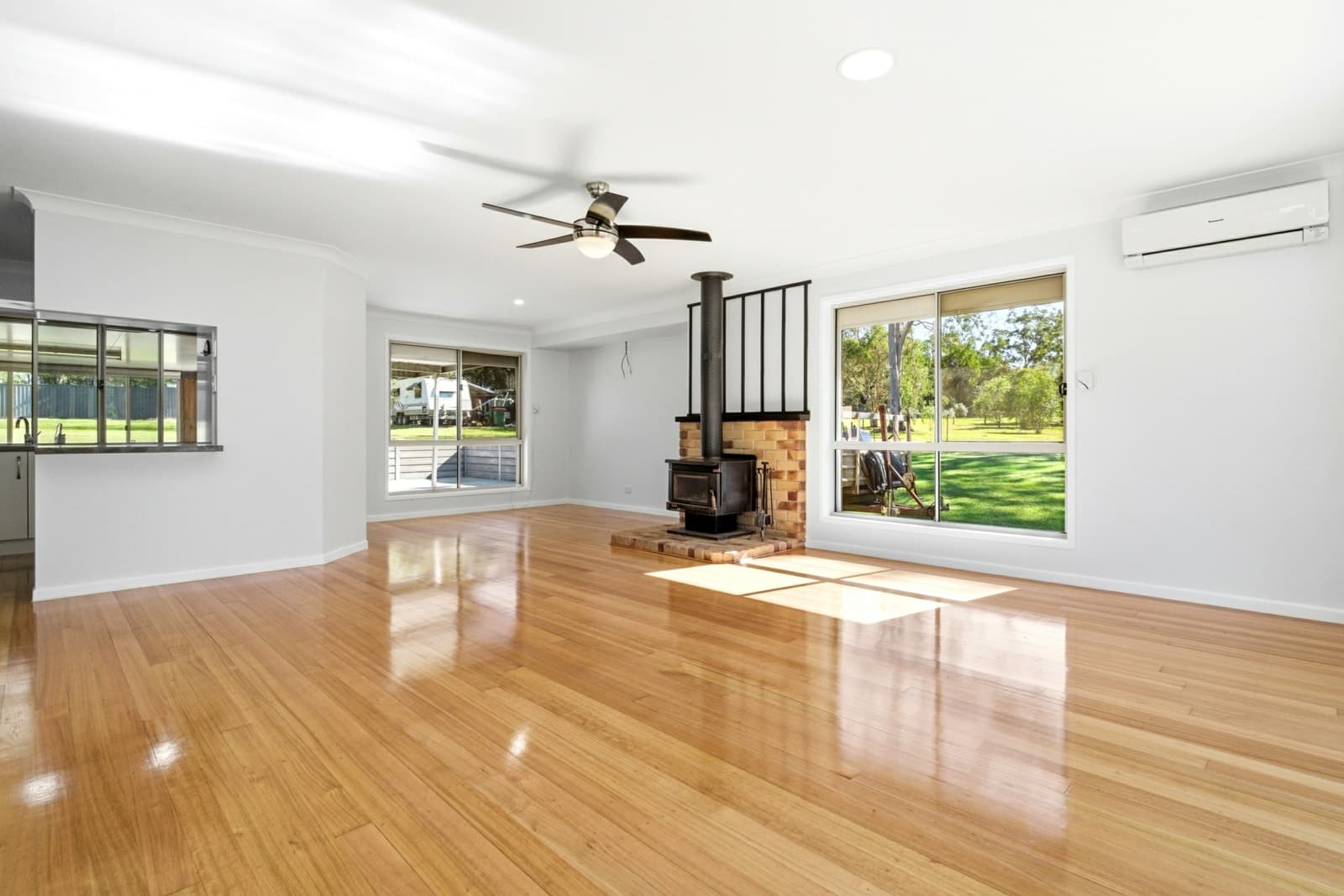 402-408 Steele Road, LOGAN VILLAGE, Logan Village - Thumbnail 2