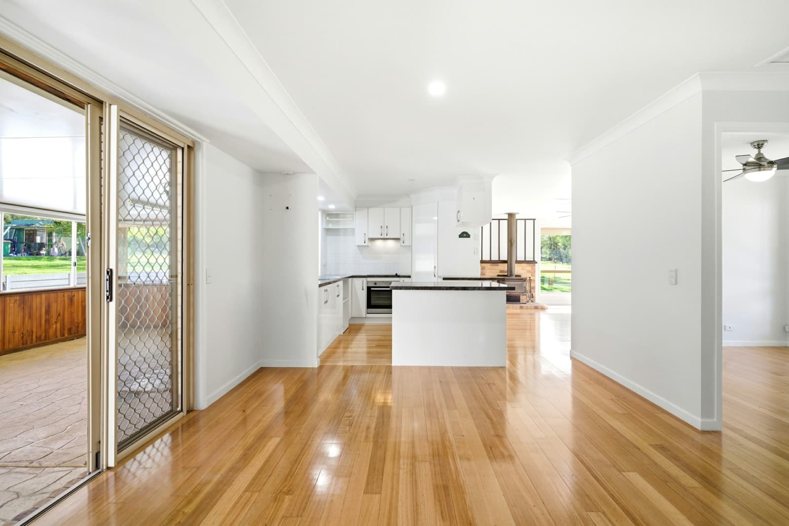 402-408 Steele Road, LOGAN VILLAGE, Logan Village - Thumbnail 8