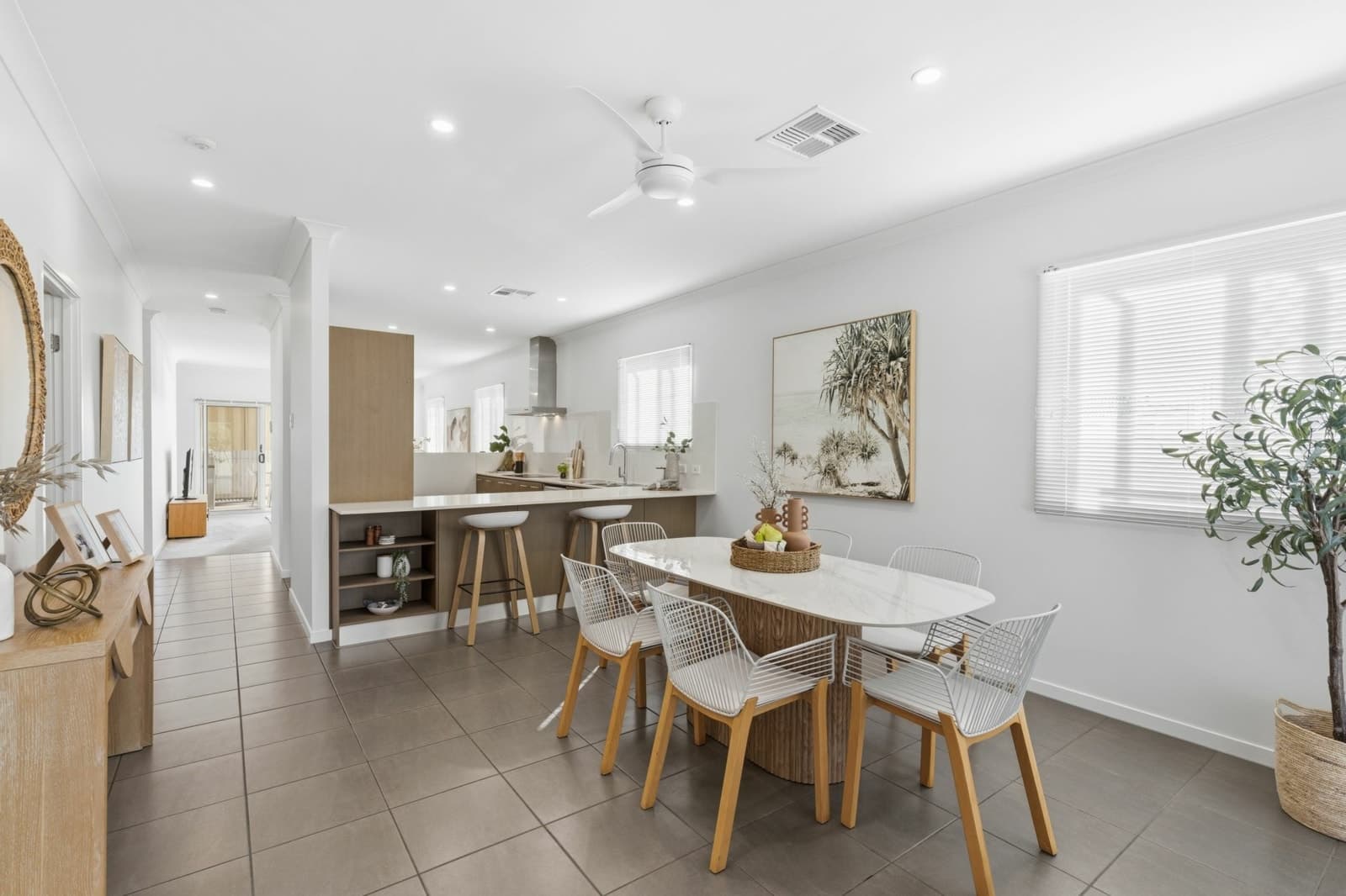 10 Centre Street, ASPLEY, Aspley - Thumbnail 6