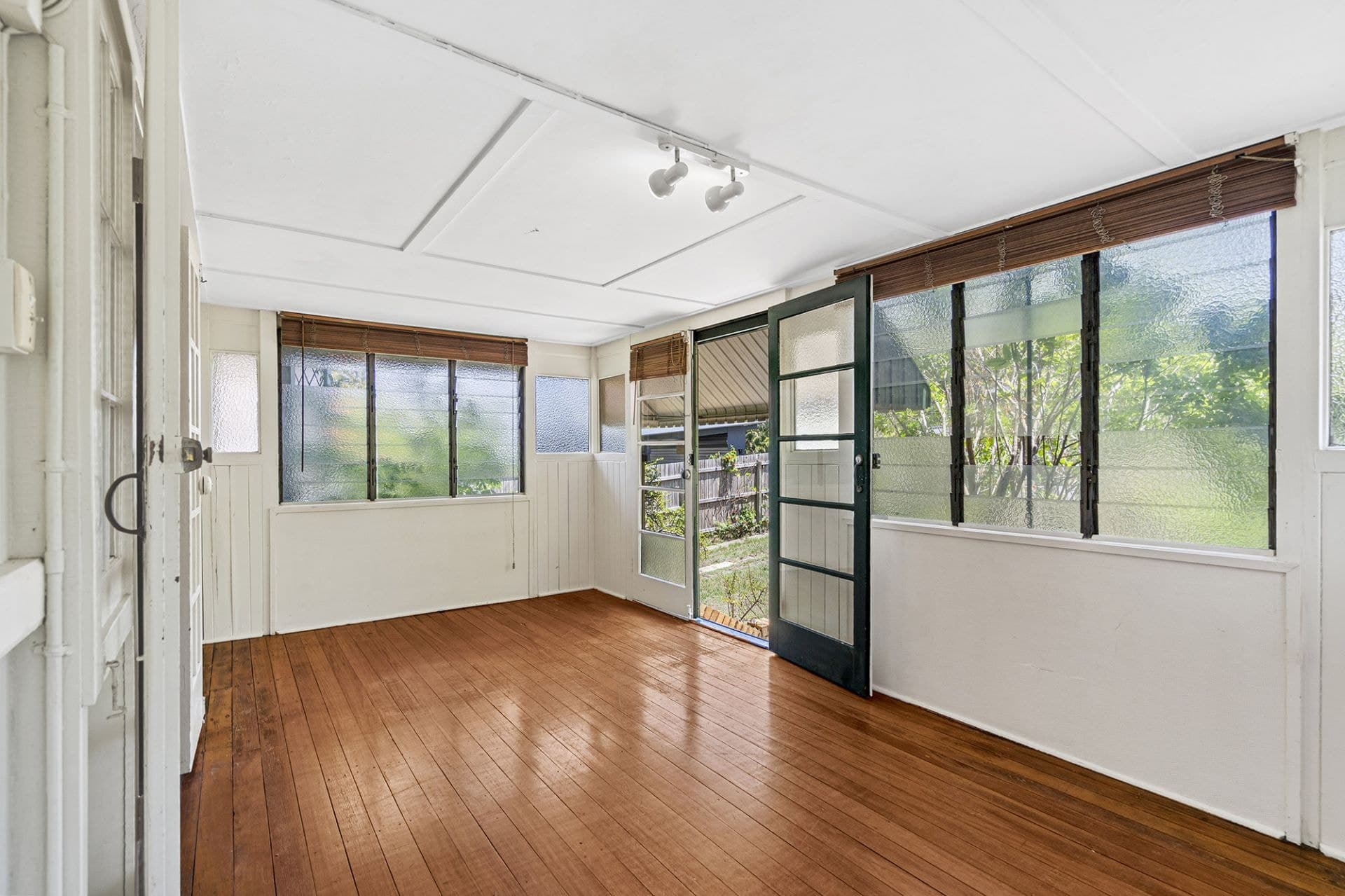 299 Edinburgh Castle Road Wavell Heights, 299 Edinburgh Castle Road Wavell Heights - Thumbnail 4