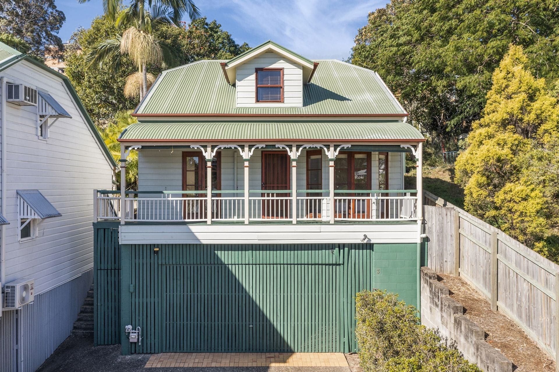 House 3 10 Cook Street Red Hill, Red Hill - Thumbnail 2