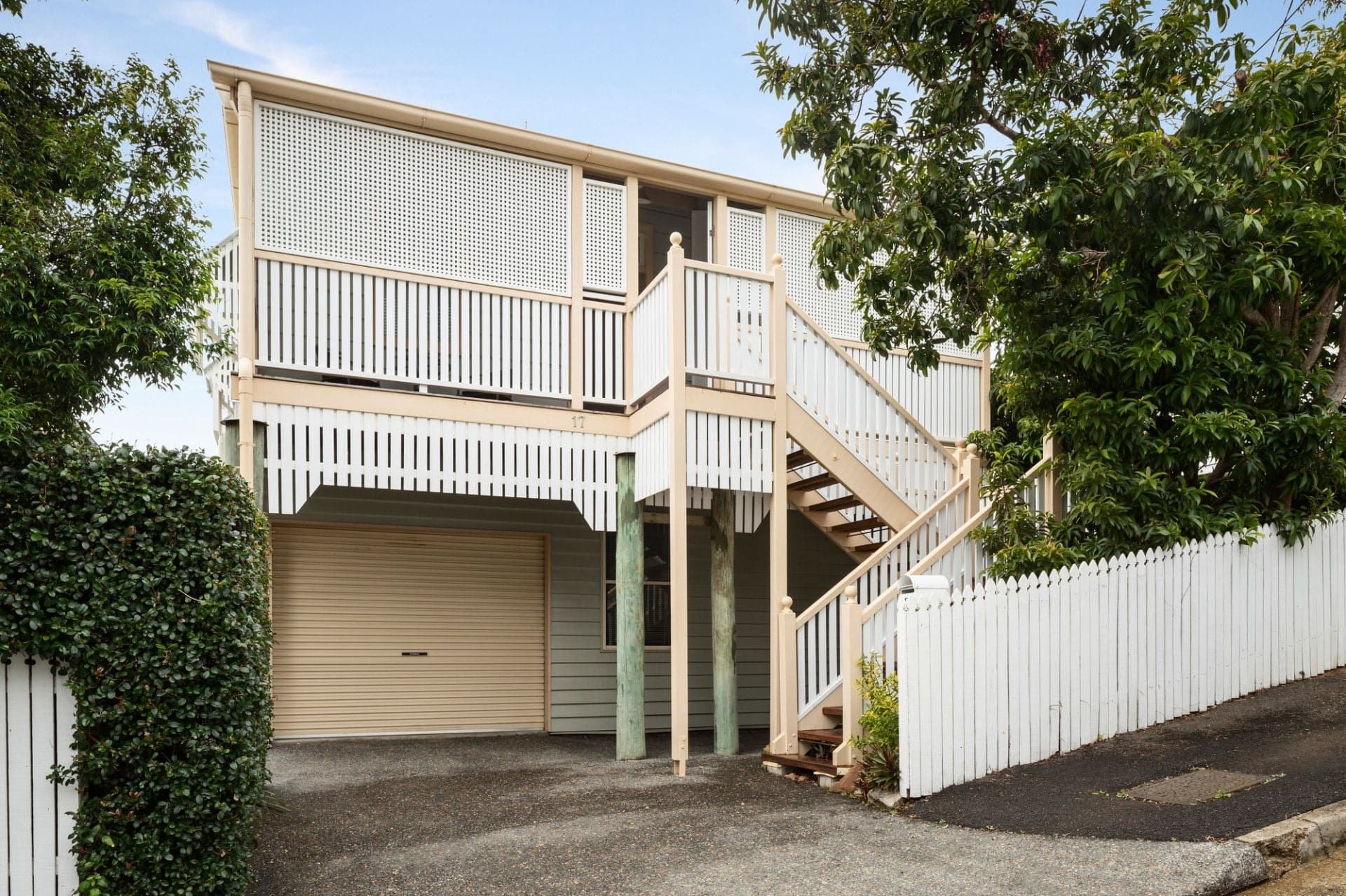 17 High Street Milton, Milton - Thumbnail 2