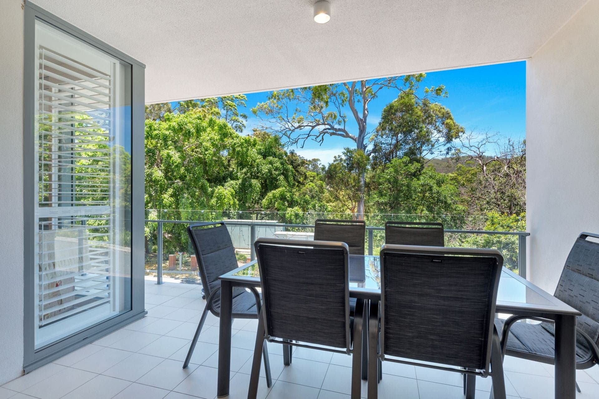 Level 1/58/390 Simpsons Road Bardon, Bardon - Thumbnail 2