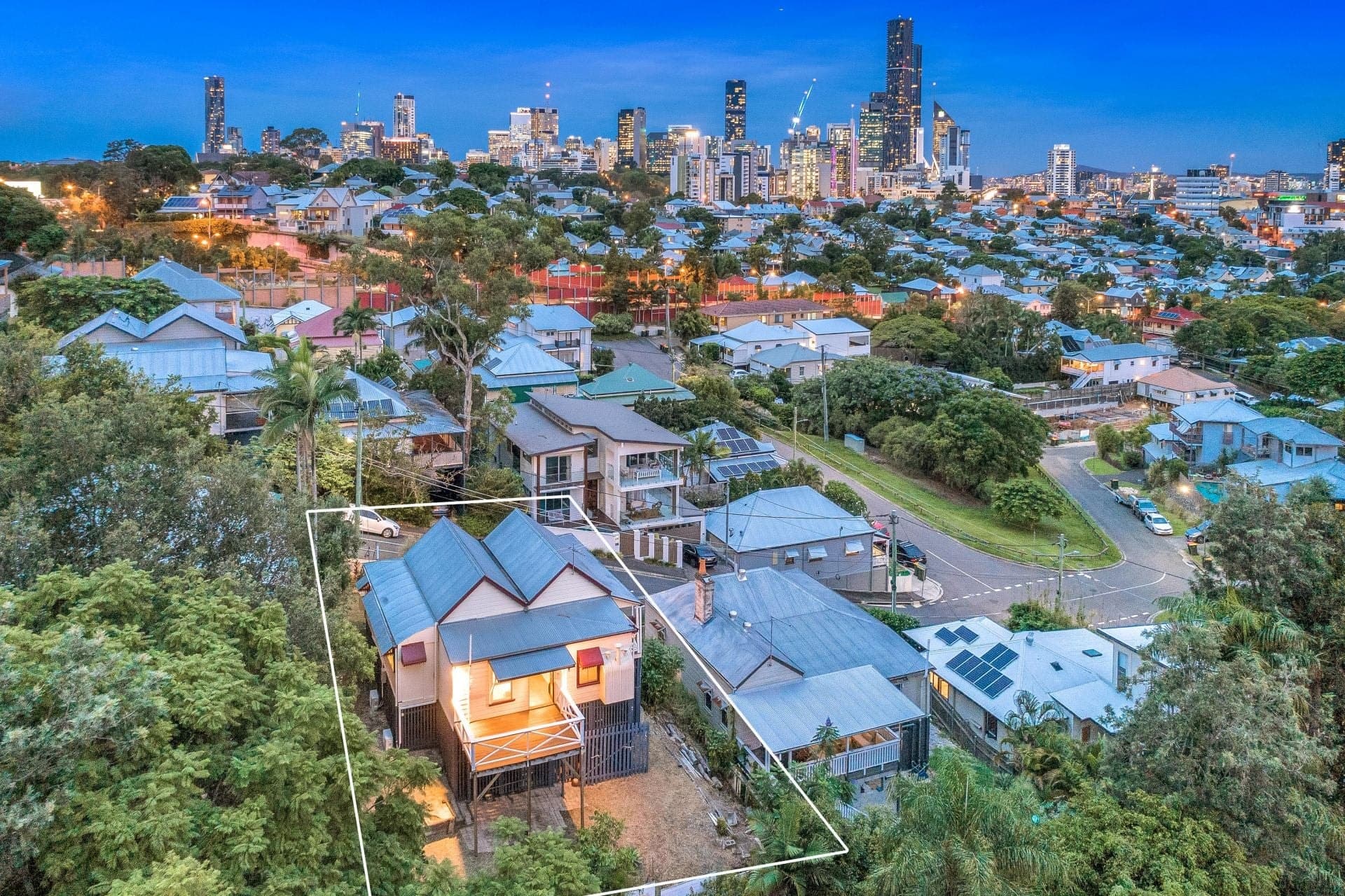 21 Stoneleigh Street Red Hill, Red Hill - Thumbnail 2