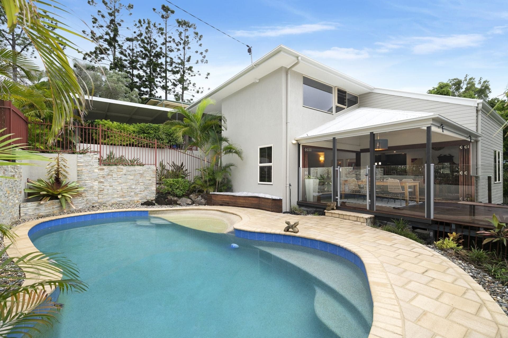 77 Rosalie Street Bardon, Bardon - Image 1
