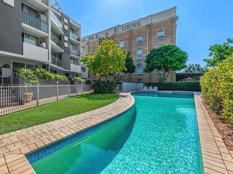 67/36 Vernon Terrace Teneriffe, Teneriffe - Image 1