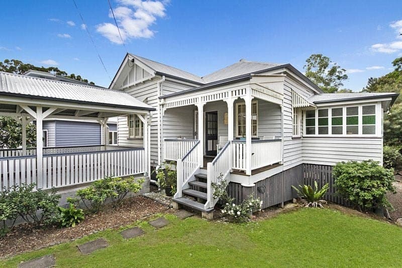 47 Hibiscus Avenue Ashgrove, Ashgrove - Thumbnail 2