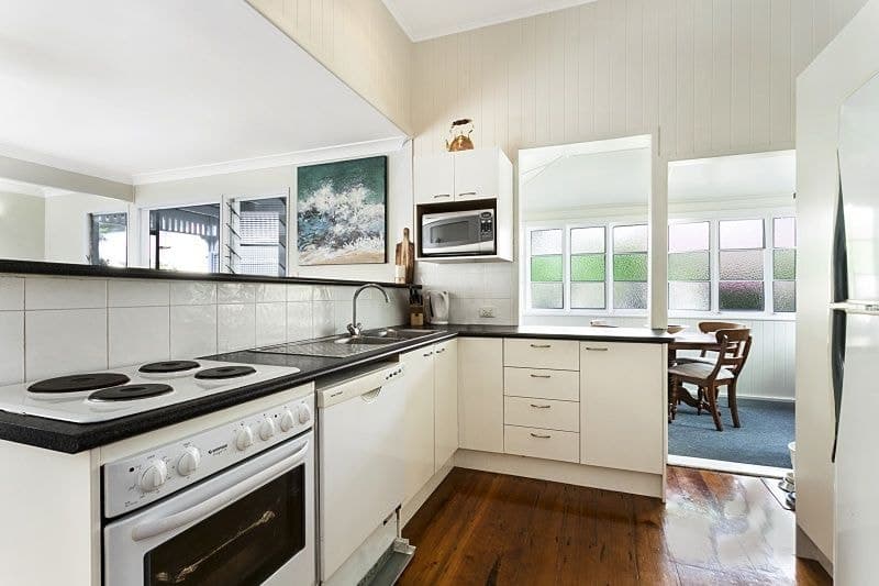 47 Hibiscus Avenue Ashgrove, Ashgrove - Thumbnail 5