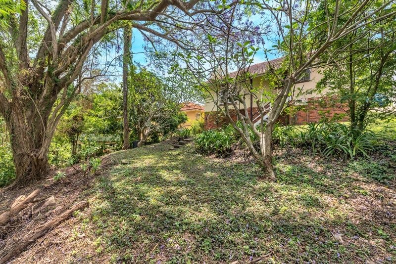 19 Burnham Road Bardon, Bardon - Image 1