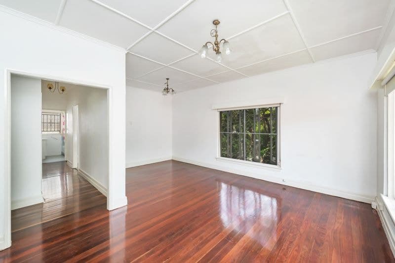 19 Burnham Road Bardon, Bardon - Thumbnail 4