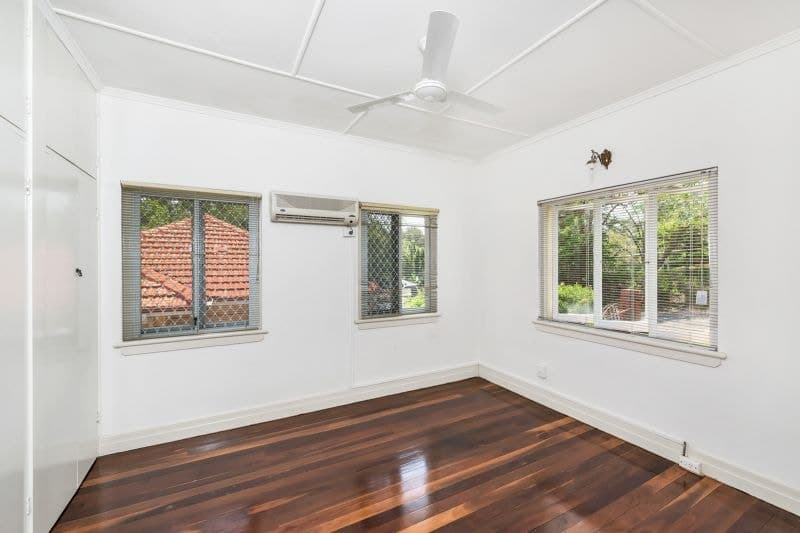 19 Burnham Road Bardon, Bardon - Thumbnail 8