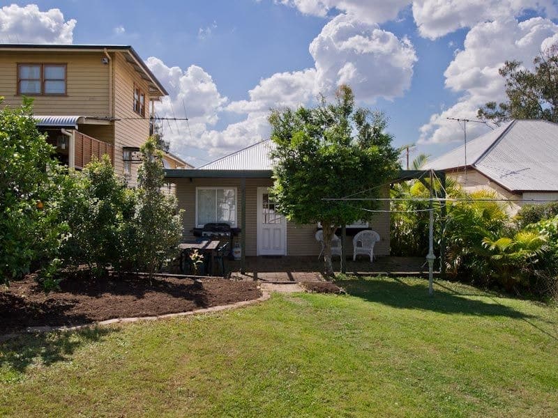 16 Abraham Street Red Hill, Red Hill - Image 1