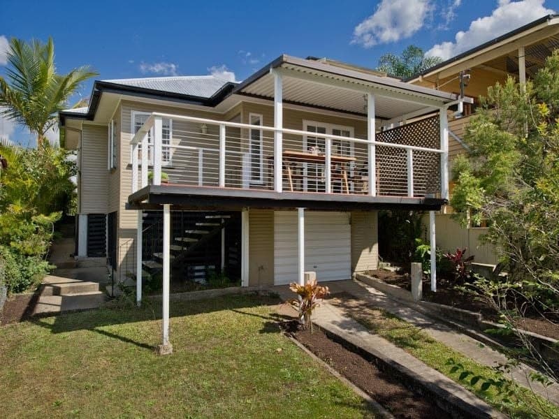 16 Abraham Street Red Hill, Red Hill - Thumbnail 2
