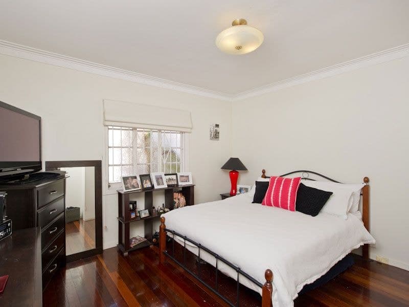 16 Abraham Street Red Hill, Red Hill - Thumbnail 7