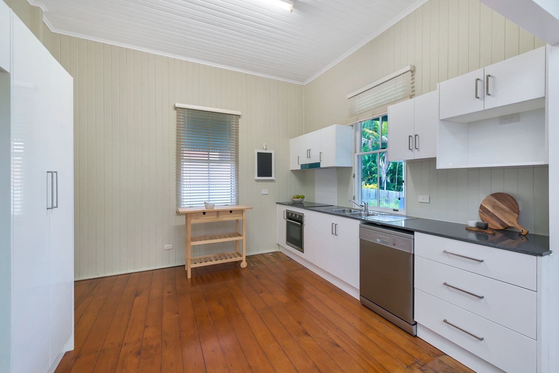 32 Thorn Street Red Hill, Red Hill - Thumbnail 6