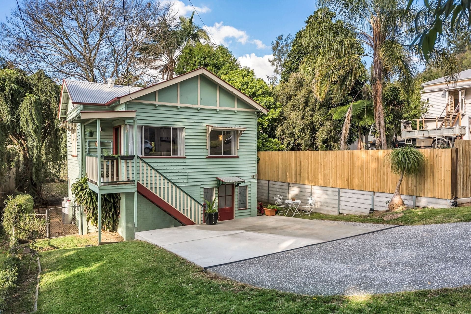 15 Carmel Street Bardon, Bardon - Thumbnail 2