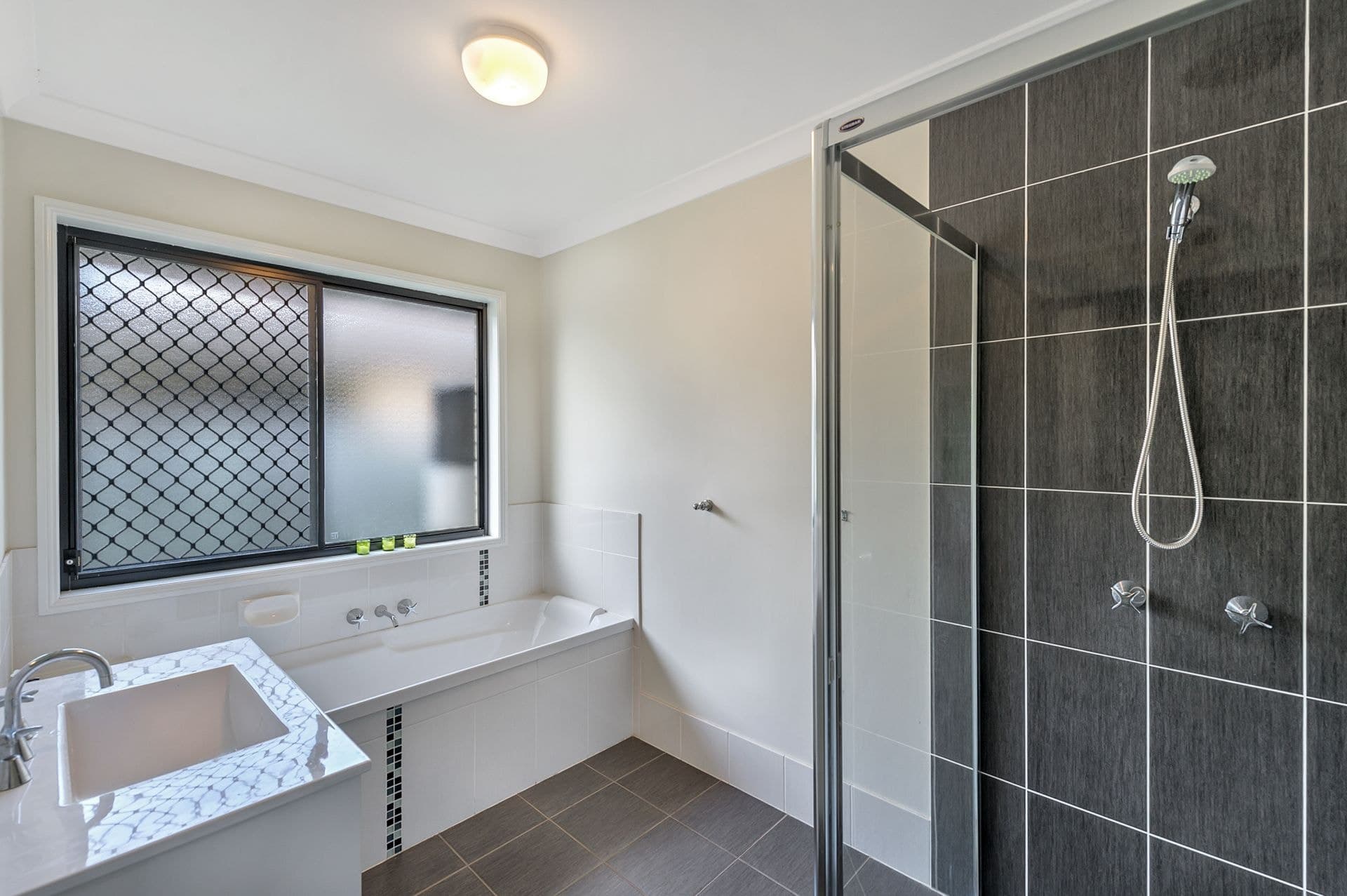 11 Sheridan Close Moggill, Moggill - Thumbnail 7