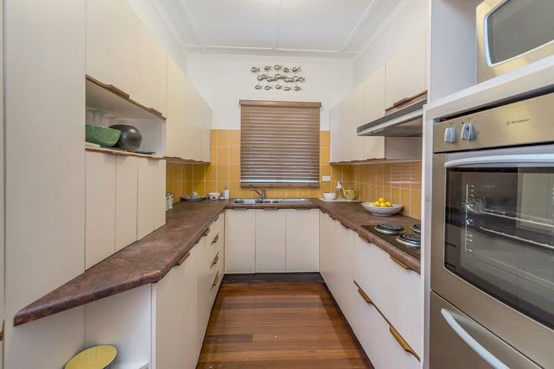 15 Gavan Street Ashgrove, Ashgrove - Thumbnail 4