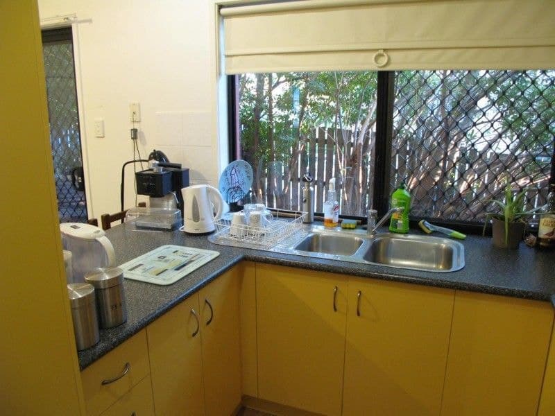 1/22 Wyndham Street Herston, Herston - Thumbnail 4