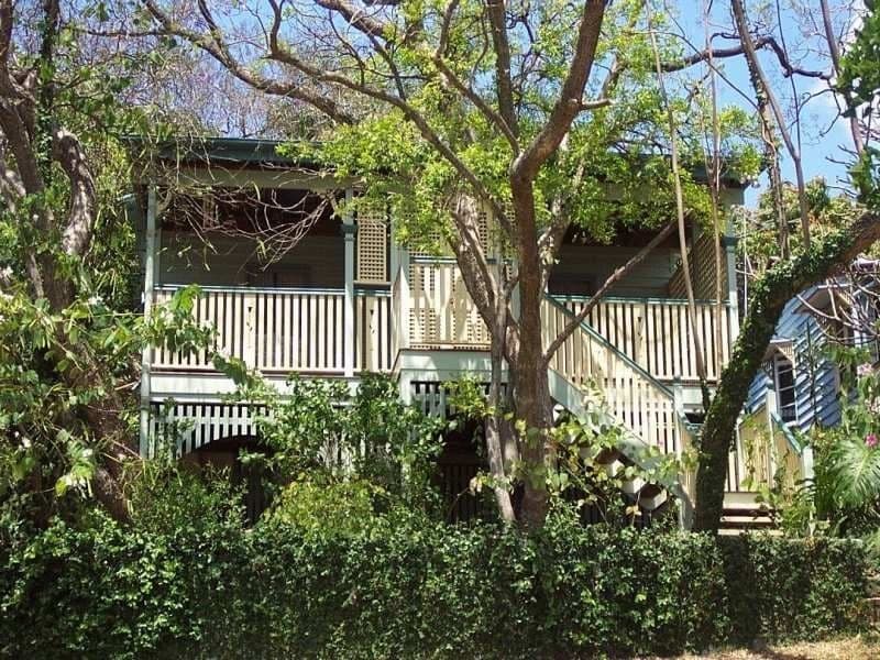 2 Effie Street Bardon, Bardon - Image 1