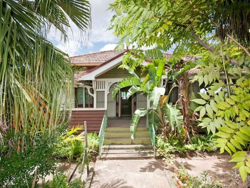 17 Coopers Camp Road Bardon, Bardon - Thumbnail 2