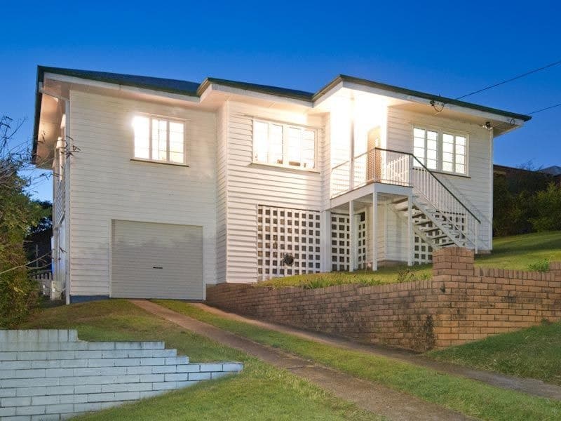 54 Weatherhead Avenue Ashgrove, Ashgrove - Thumbnail 3
