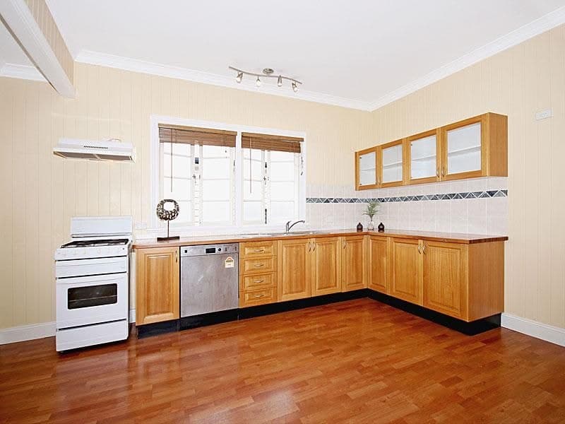 84 Windsor Road Red Hill, Red Hill - Thumbnail 5