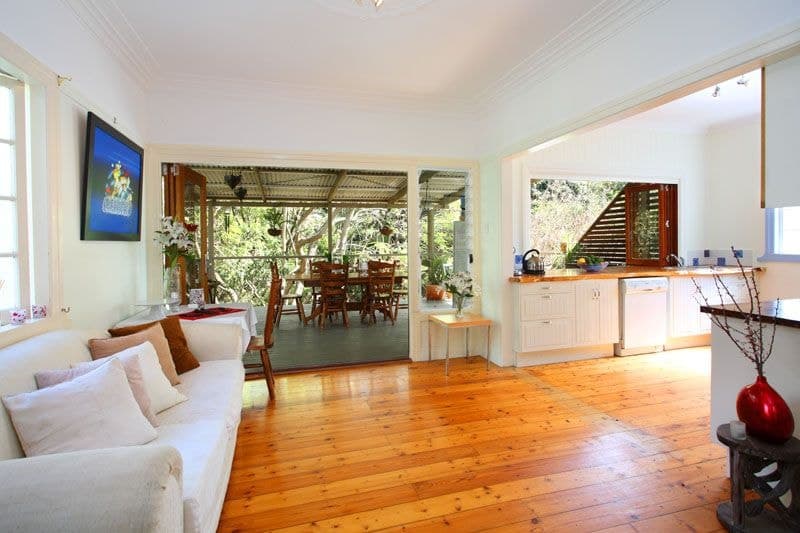 103 Fletcher Parade Bardon, Bardon - Thumbnail 4