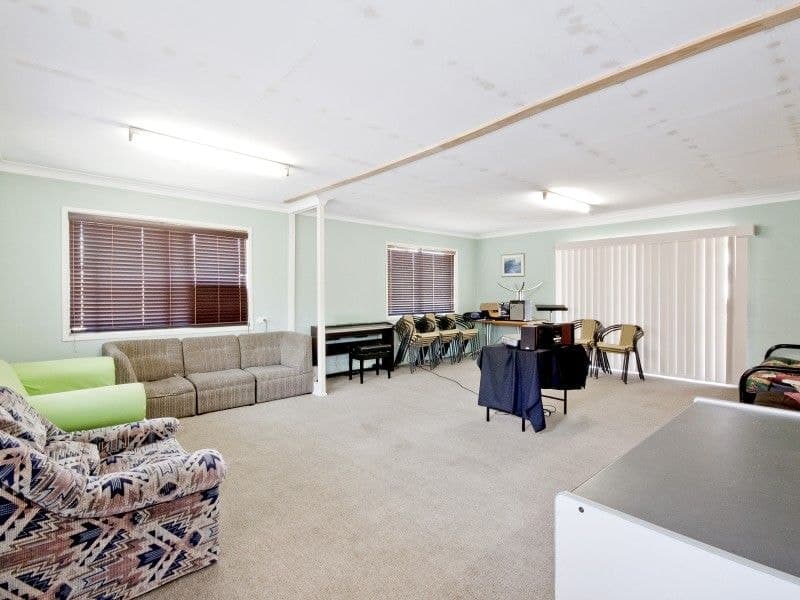 321 Milton Road Milton, Milton - Thumbnail 3