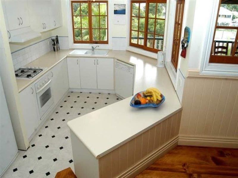18 Susan Street Red Hill, Red Hill - Thumbnail 4
