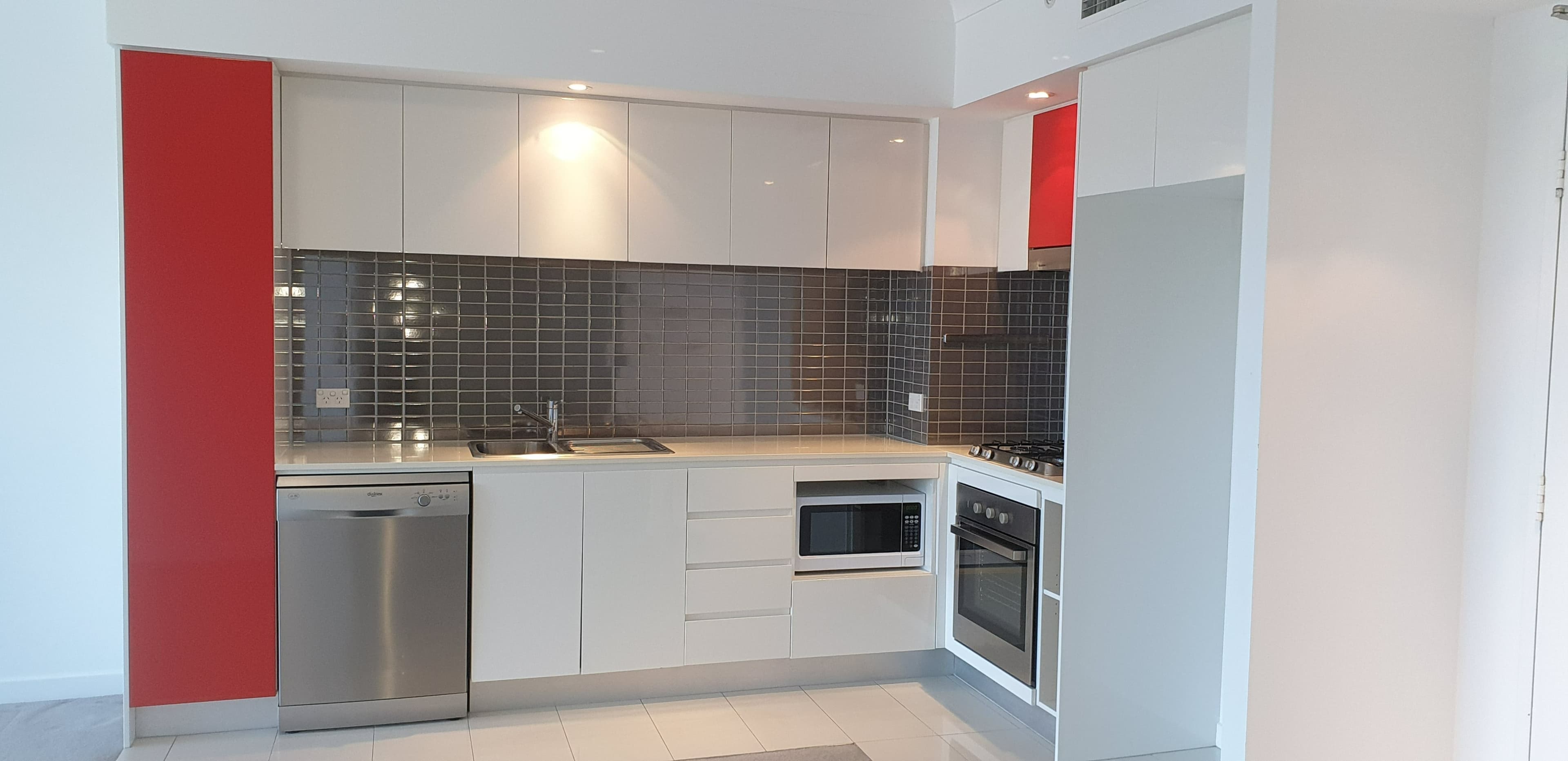 21808/5 Lawson St, SOUTHPORT, QLD 4215, Southport - Thumbnail 4