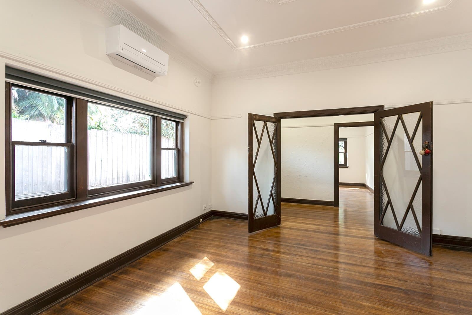 20 Linton Street, Ivanhoe VIC 3079, Ivanhoe - Thumbnail 2