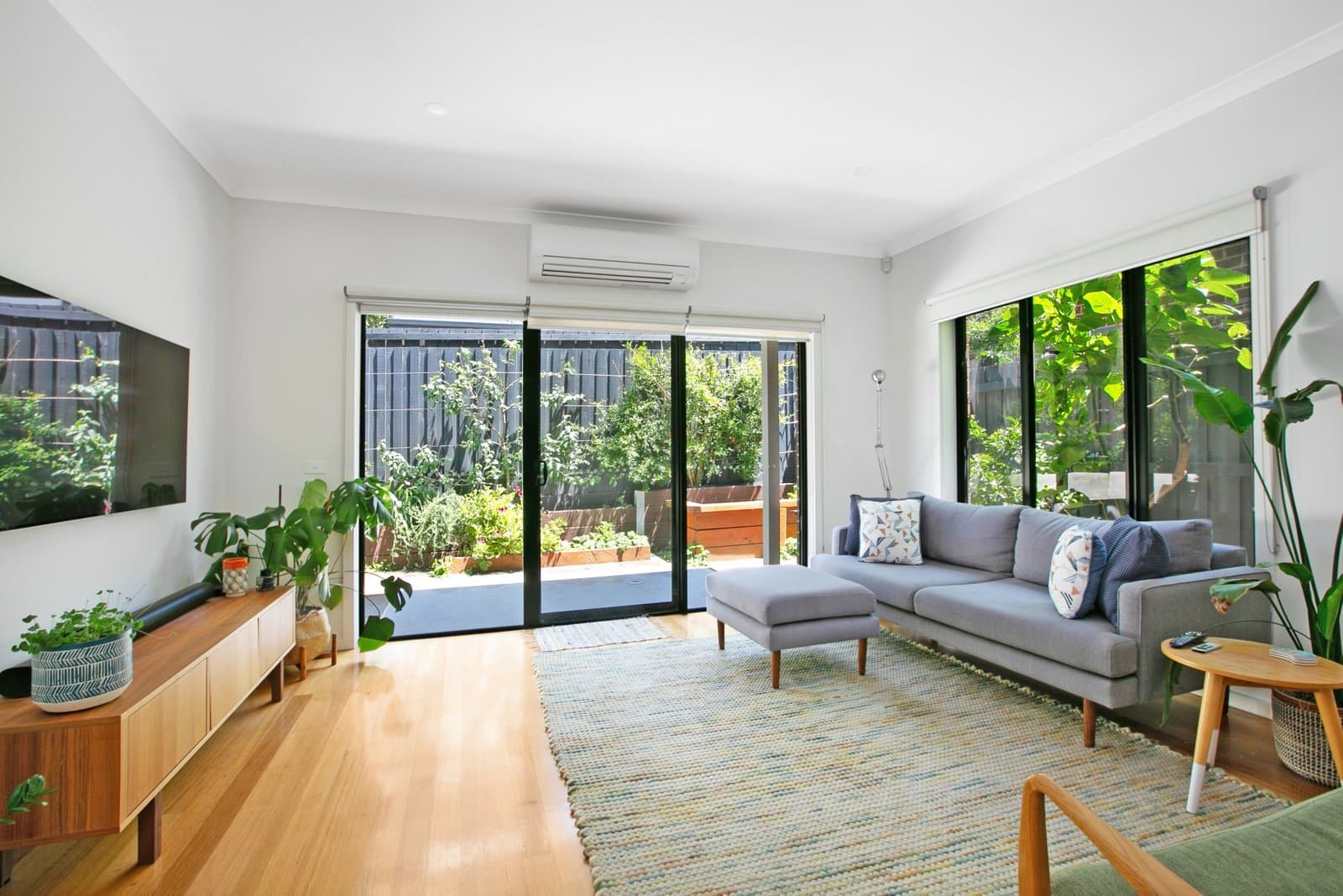 3/9 Hosken Street, Reservoir VIC 3073, Reservoir - Image 1