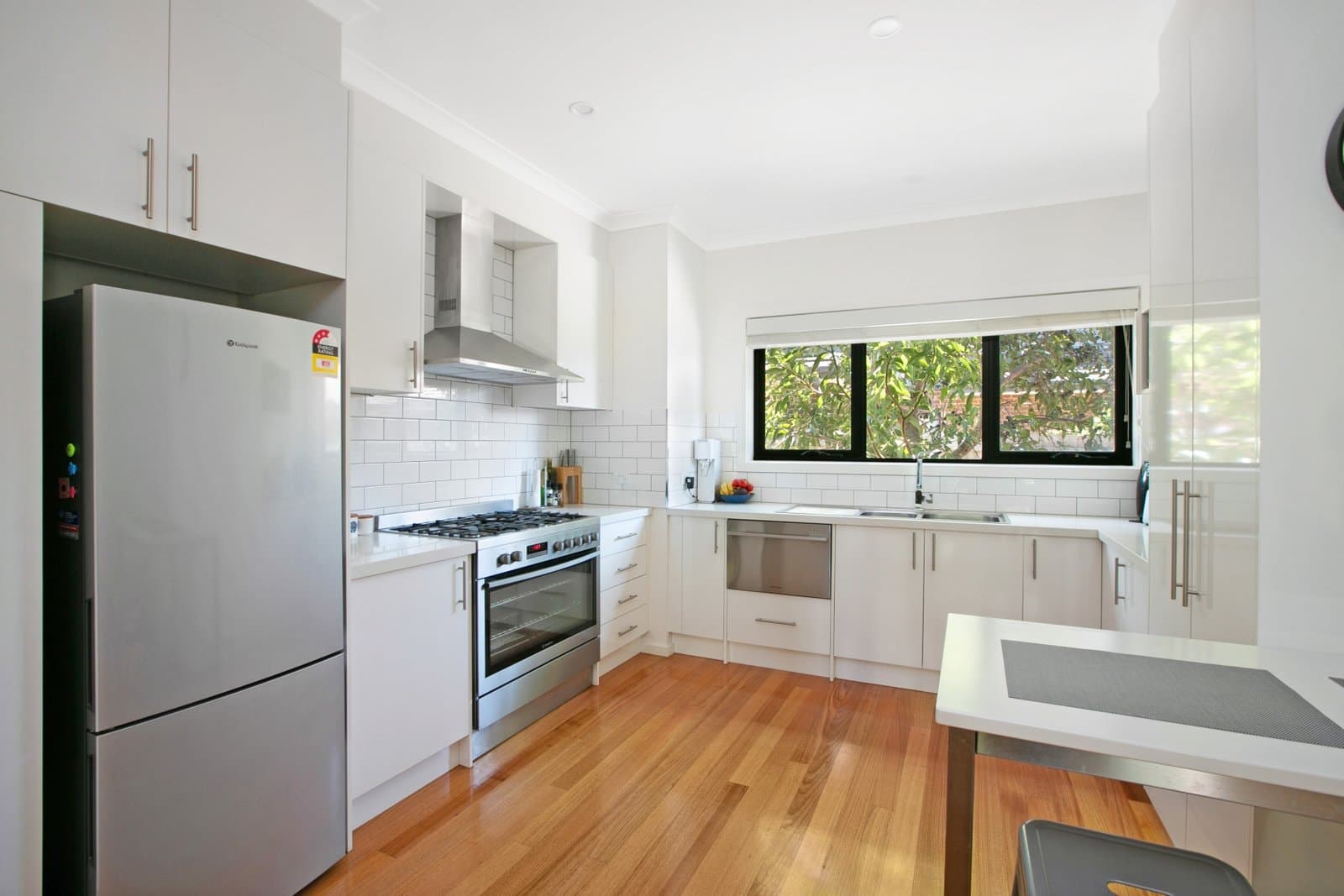 3/9 Hosken Street, Reservoir VIC 3073, Reservoir - Thumbnail 3