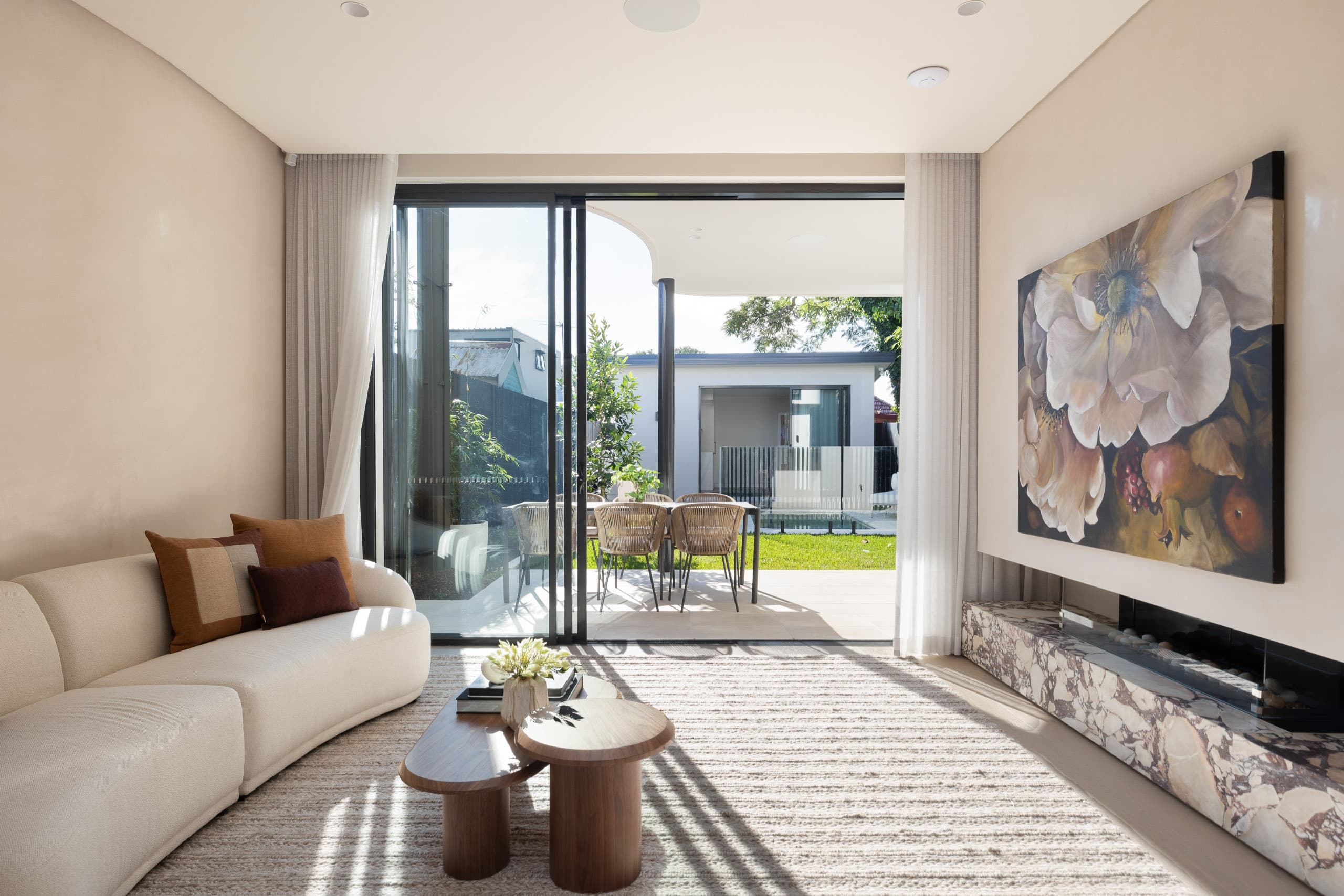 4 Robert Street, Petersham - Thumbnail 3