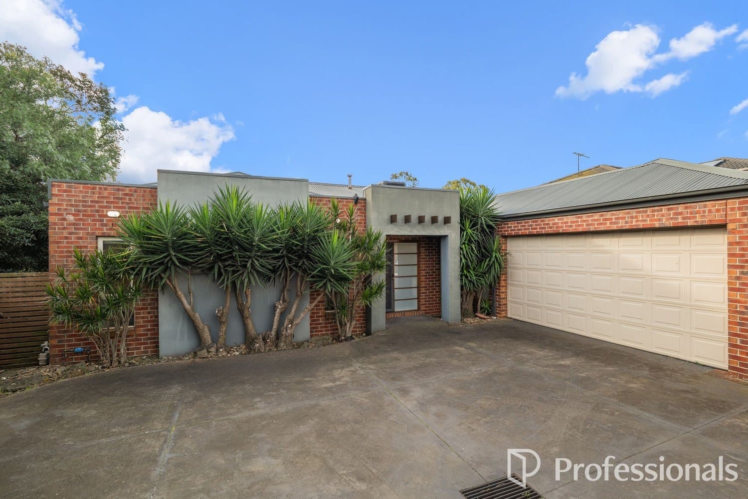 2/30 Harrison Street, Deer Park VIC 3023, Deer Park - Image 1