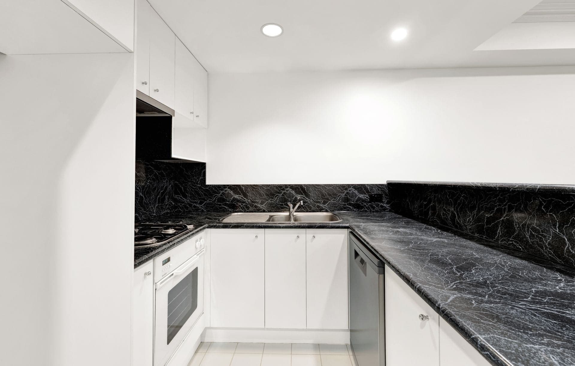102/657 Chapel Street, South Yarra, South Yarra - Thumbnail 3