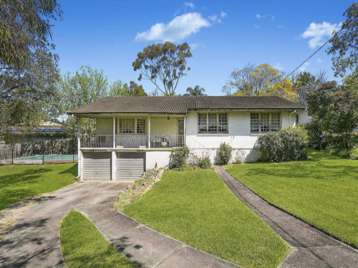 8 Ainslie Close, ST IVES CHASE, St Ives Chase - Image 1