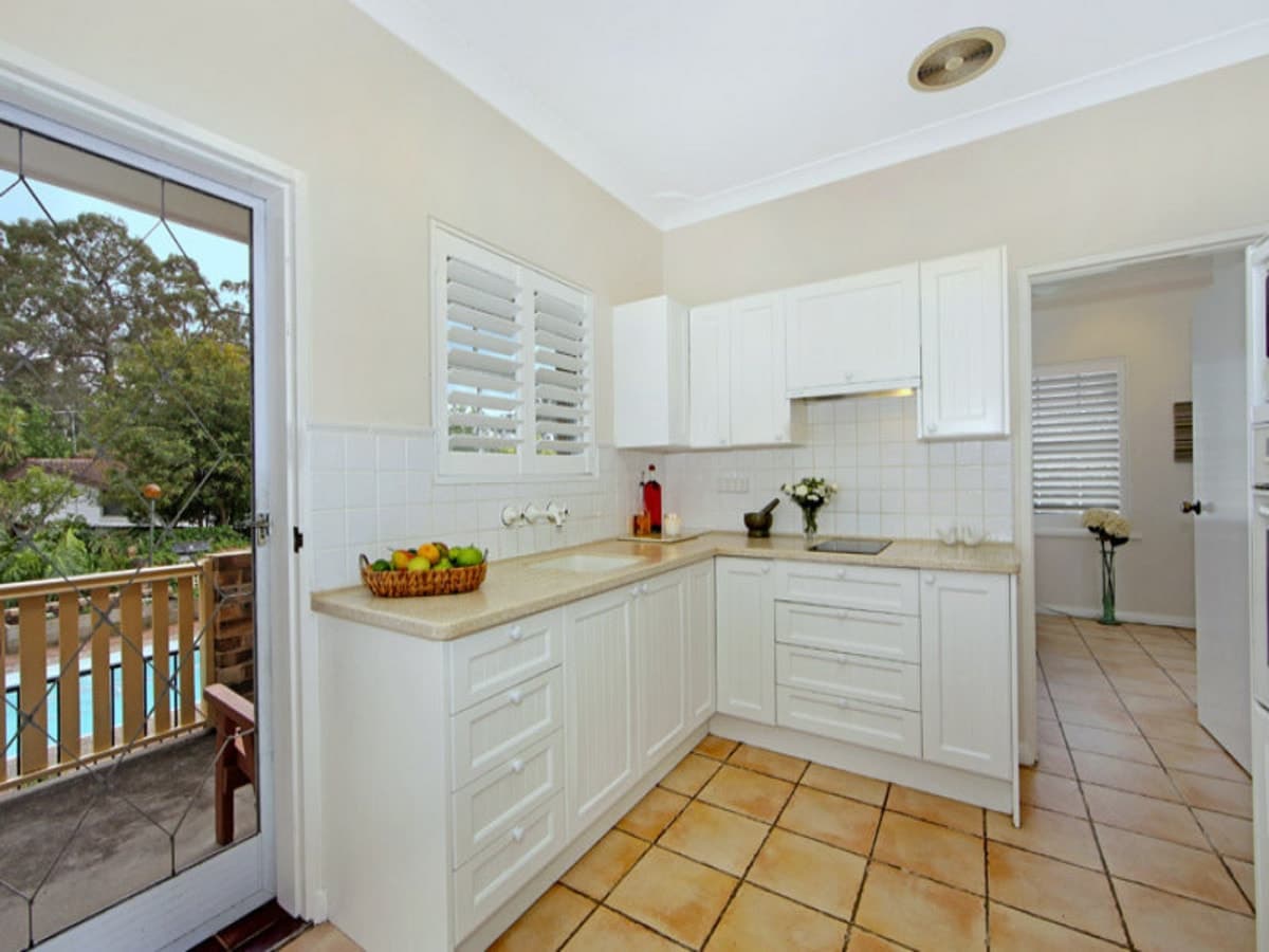 10 Moorhouse Avenue, ST IVES, St Ives - Thumbnail 2