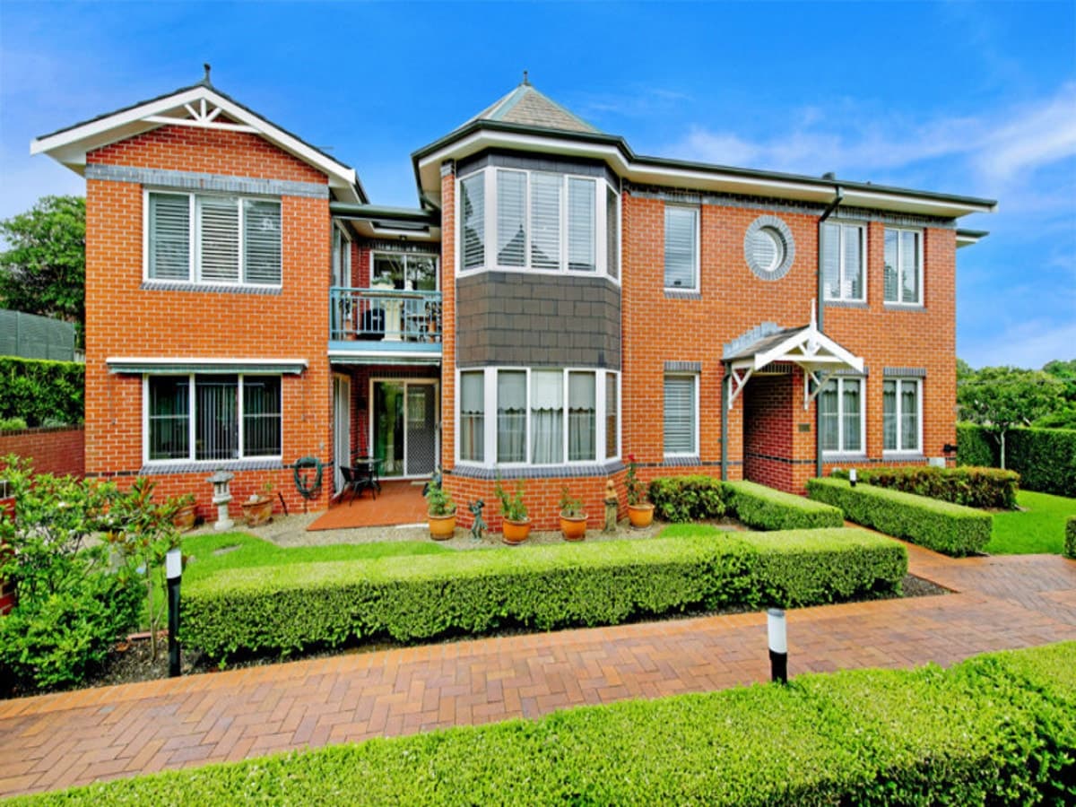4/8-10 Russell Avenue, LINDFIELD, Lindfield - Image 1