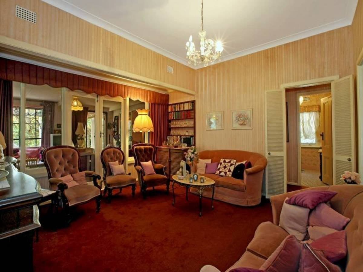 11 Young Street, WARRAWEE, Warrawee - Thumbnail 2
