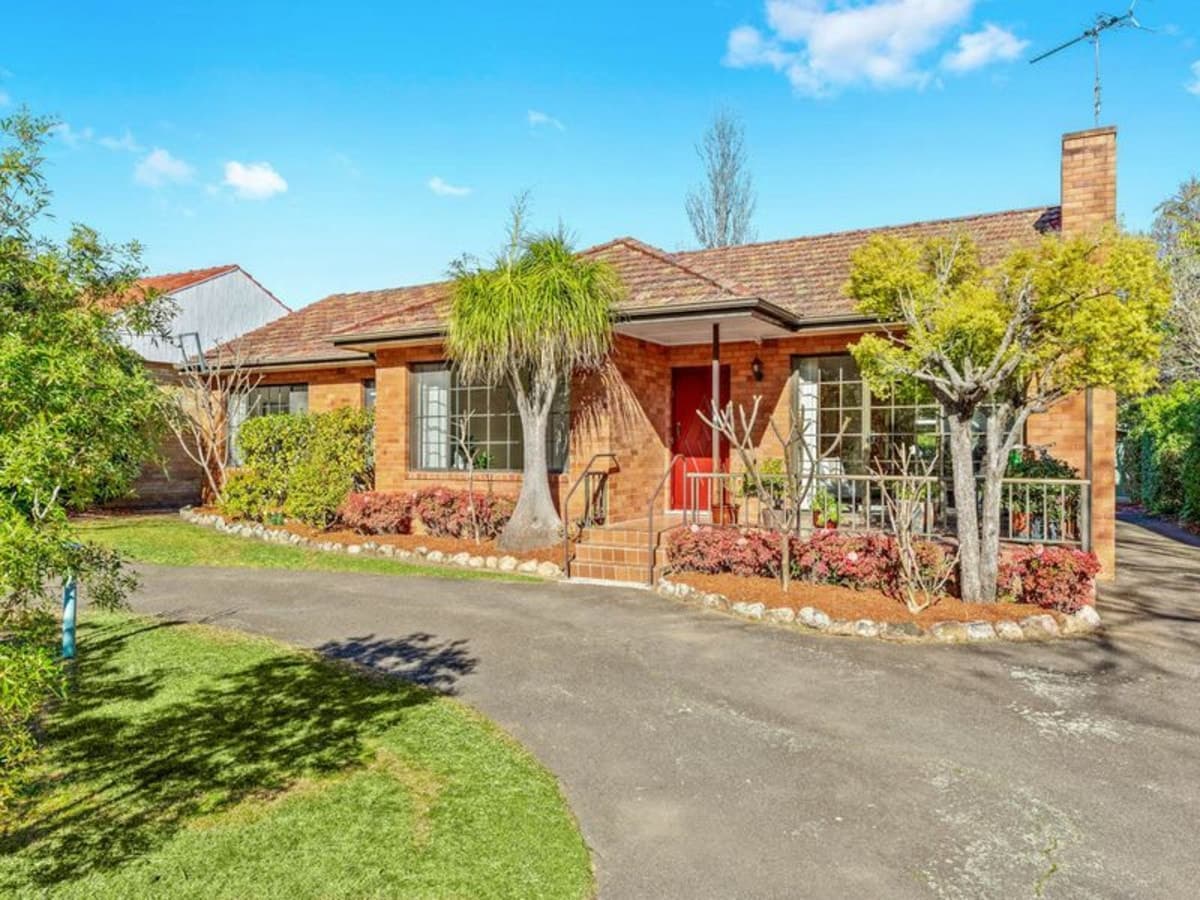 4 Warrowa Avenue, WEST PYMBLE, West Pymble - Image 1