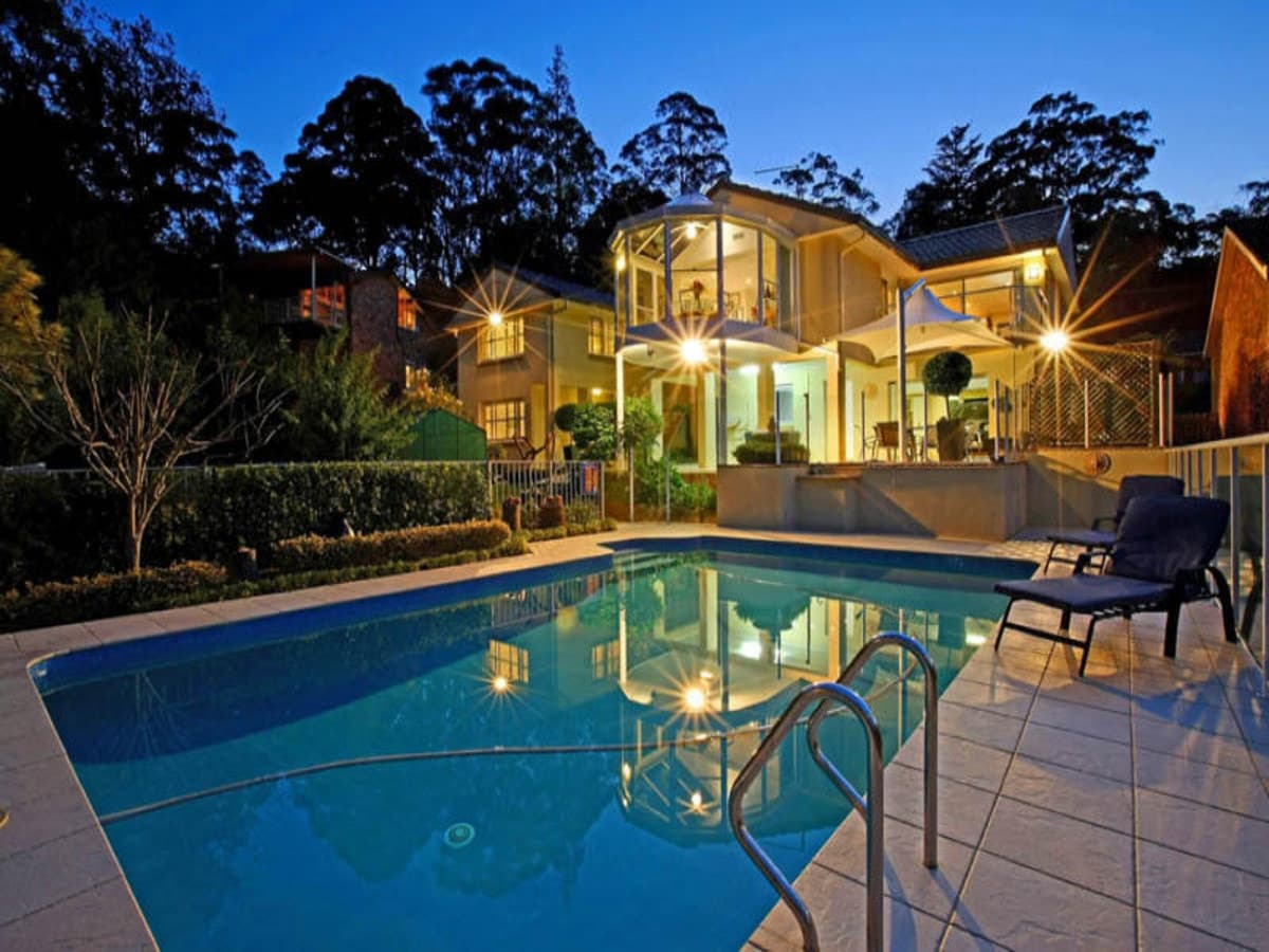 19 Hillside Avenue, ST IVES CHASE, St Ives Chase - Image 1
