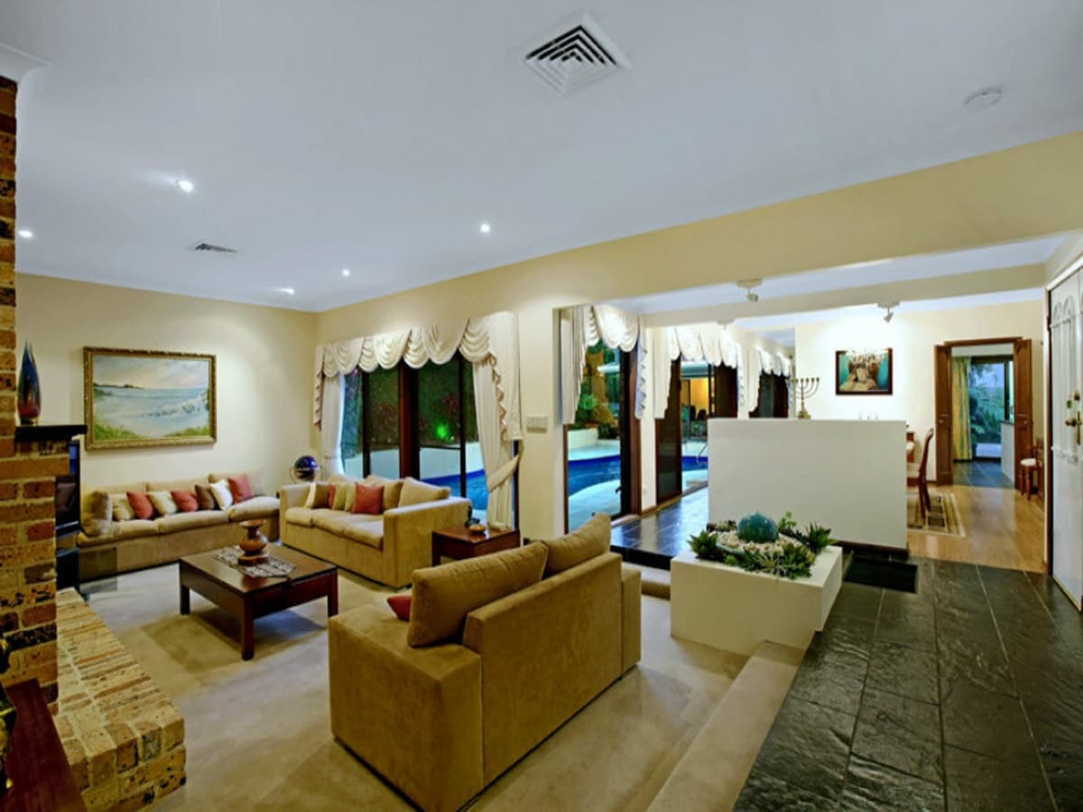 27 Banks Avenue, NORTH TURRAMURRA, North Turramurra - Thumbnail 3